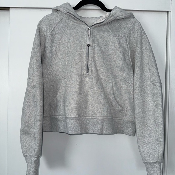 lululemon athletica Tops - Lululemon Athletica Light Gray scuba quarter zip Hoodie